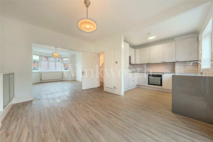 5 Bedroom Semi-Detached House To Rent In Nant Road, London, NW2