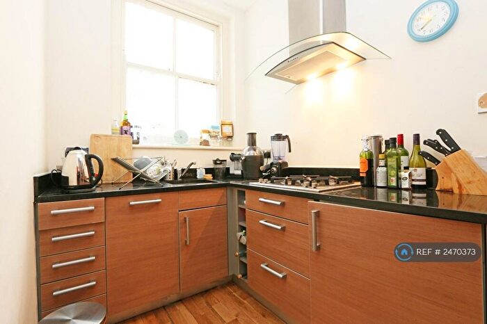 2 Bedroom Flat To Rent In Dartmouth Park Hill, London, NW5