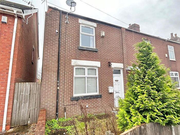 2 Bedroom End Of Terrace House For Sale In Lily Lane, Bamfurlong, Wigan, WN2
