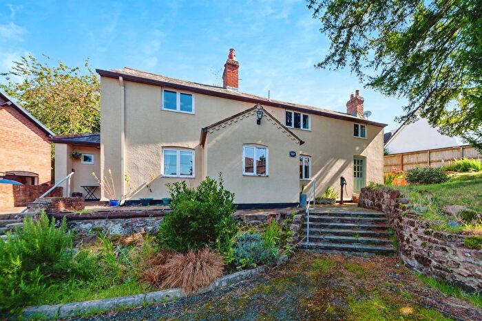 3 Bedroom Farmhouse For Sale In Church Lane, Guilden Sutton, Chester, CH3