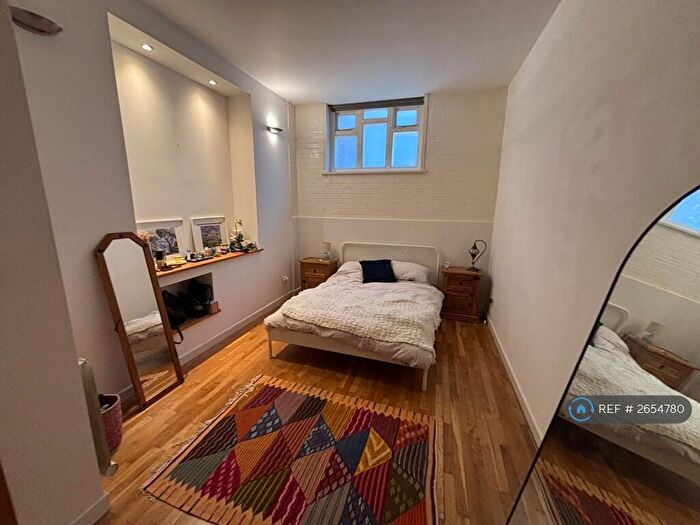 1 Bedroom Flat To Rent In Shelford Place, London, N16