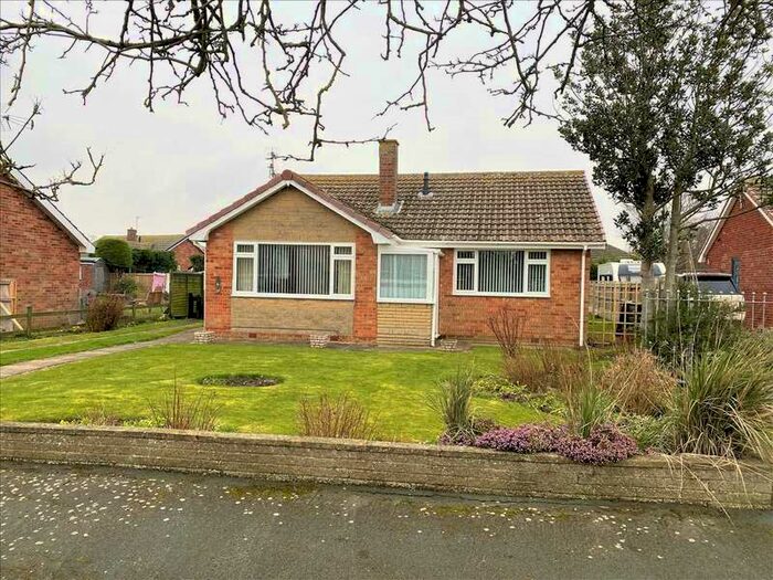 2 Bedroom Bungalow To Rent In Linton Close, Filey, YO14