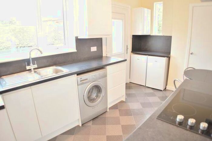 3 Bedroom Detached Bungalow To Rent In Balmoral Road, Rattray, Blairgowrie, PH10