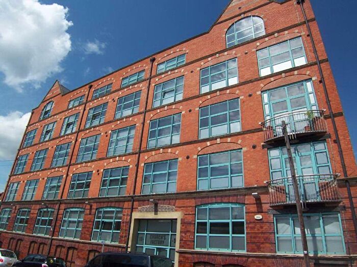 2 Bedroom Flat To Rent In Duke Street, - Duke Street, Northampton, NN1