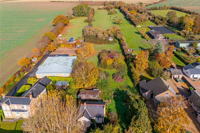 2 Bedroom Bungalow For Sale In Barton Road, Comberton, Cambridge, Cambridgeshire, CB23