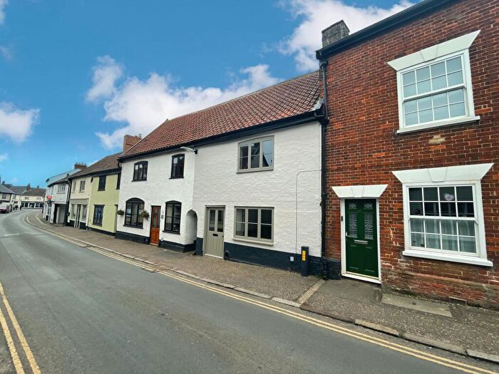4 Bedroom House To Rent In Damgate Street, Wymondham, NR18