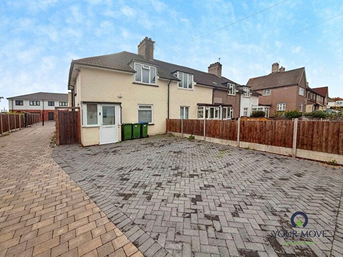 3 Bedroom End Terrace House For Sale In Colyers Lane, Erith, DA8