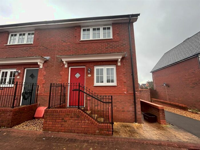 2 Bedroom Semi-Detached House To Rent In Clos Maes Rhedyn, Gorslas, Llanelli, SA14