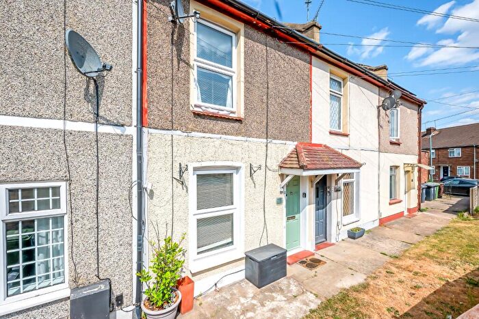 2 Bedroom Terraced House For Sale In Hale Cottages, Knockhall Road, Greenhithe, DA9
