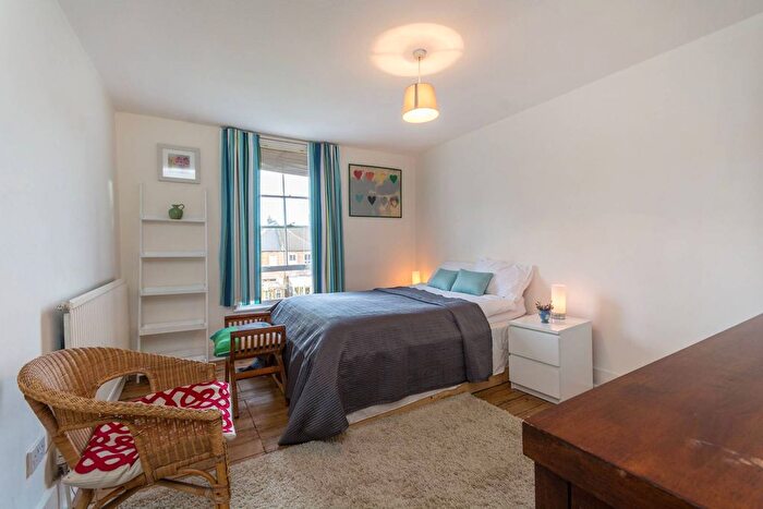 1 Bedroom Flat To Rent In Denver Road, Hackney, London, N16
