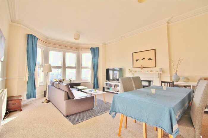 2 Bedroom Apartment To Rent In Iddesleigh Road, Bristol, Somerset, BS6