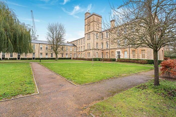 2 Bedroom Apartment To Rent In Mandlebrote Drive, Littlemore, Oxford, OX4