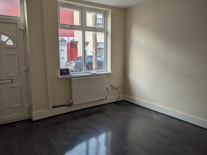 3 Bedroom Terraced House To Rent In Alexandra Street, Nuneaton, CV11