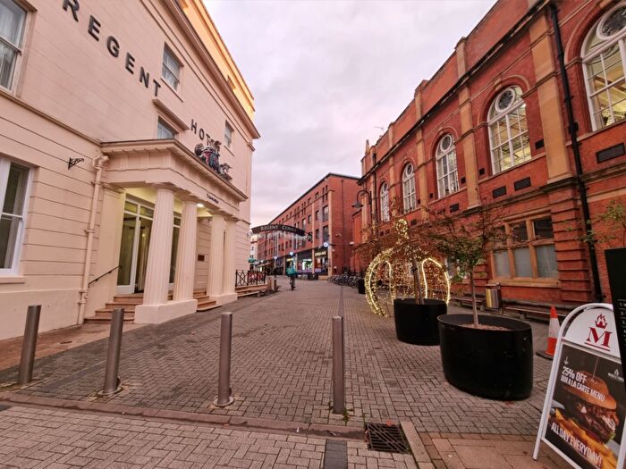 2 Bedroom Apartment To Rent In Regent House, The Parade, Leamington Spa, CV32