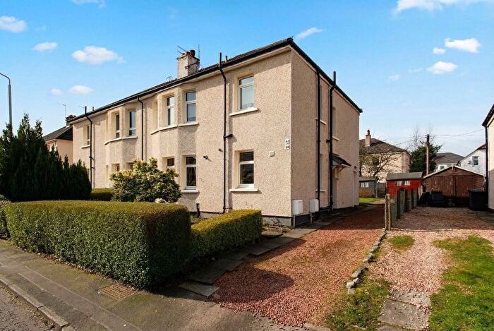 2 Bedroom Cottage For Sale In Kelburne Oval, Paisley, PA1