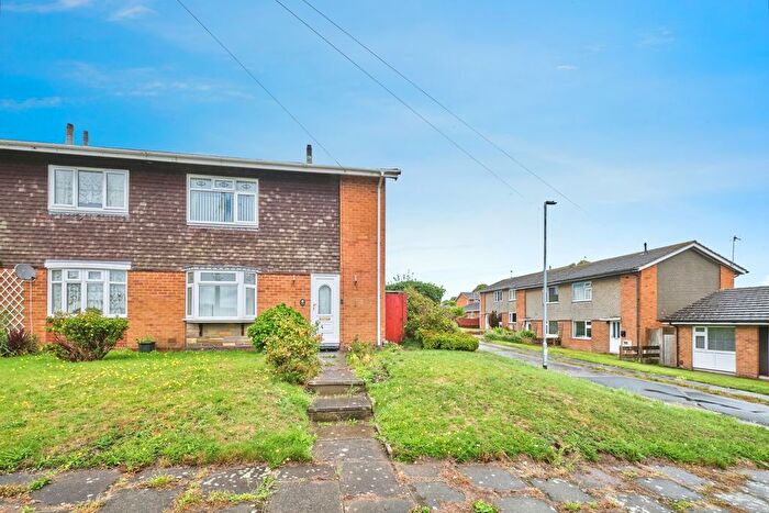 2 Bedroom End Terrace House For Sale In Hobart Road, Cannock, Staffordshire, WS12