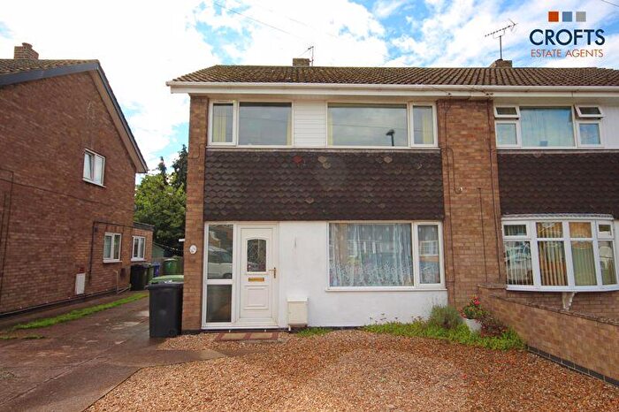 3 Bedroom Semi-Detached House For Sale In Copse Close, Immingham, DN40