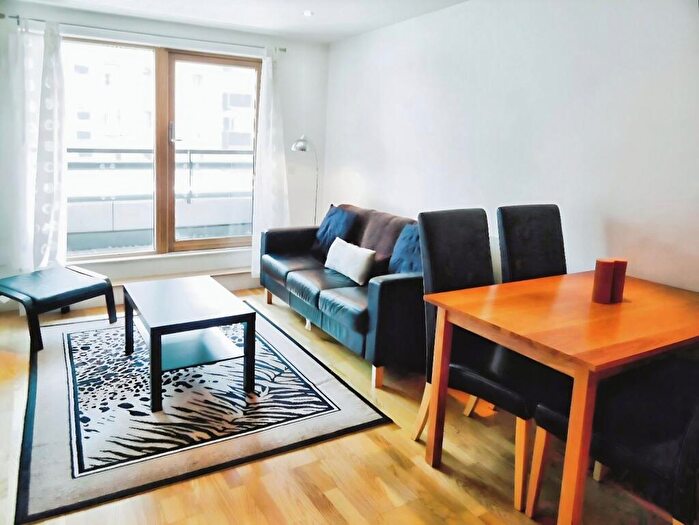 1 Bedroom Flat To Rent In Gateway West, East Street, Leeds, LS9