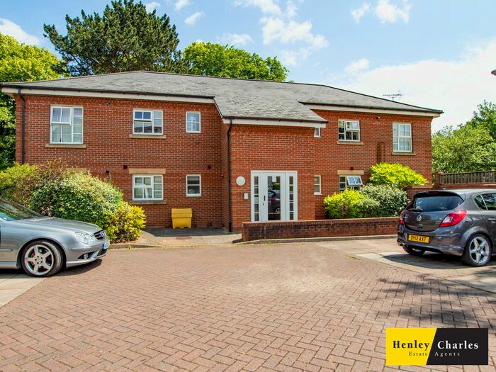 2 Bedroom Flat To Rent In Staff Way, Erdington, Birmingham, B23