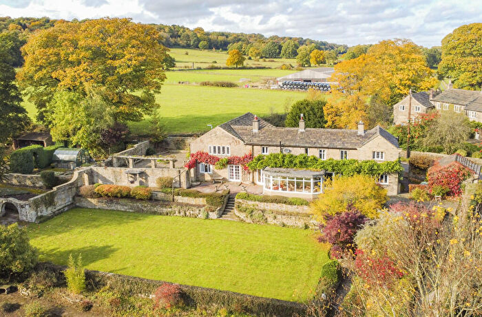 5 Bedroom Detached House For Sale In Woodsome Lees, Kirkburton, Huddersfield, HD8