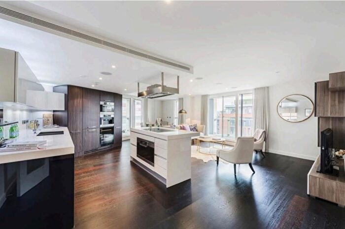 3 Bedroom Flat To Rent In Moore House, Grosvenor Waterside, Gatliff Road, London, SW1W