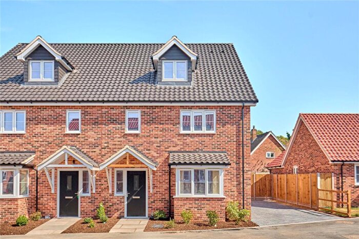 4 Bedroom Semi Detached House For Sale In Wellington Road, Eye, Suffolk, IP23