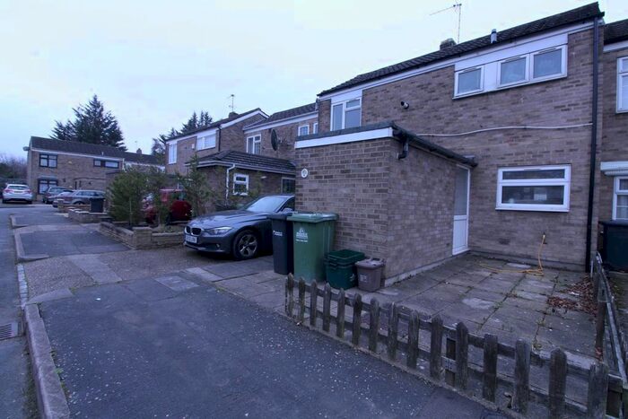 3 Bedroom Property To Rent In Fowley Close, Waltham Cross EN8