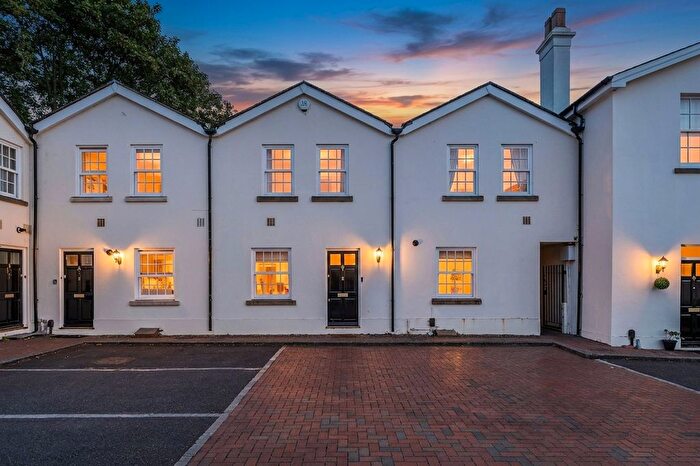 4 Bedroom Terraced House For Sale In Lanthorne Mews, Tunbridge Wells, TN1