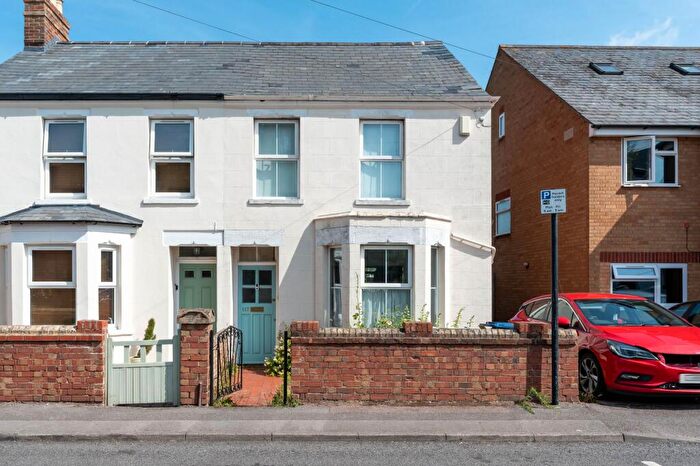 3 Bedroom Semi-Detached House For Sale In Old Road, Headington, OX3