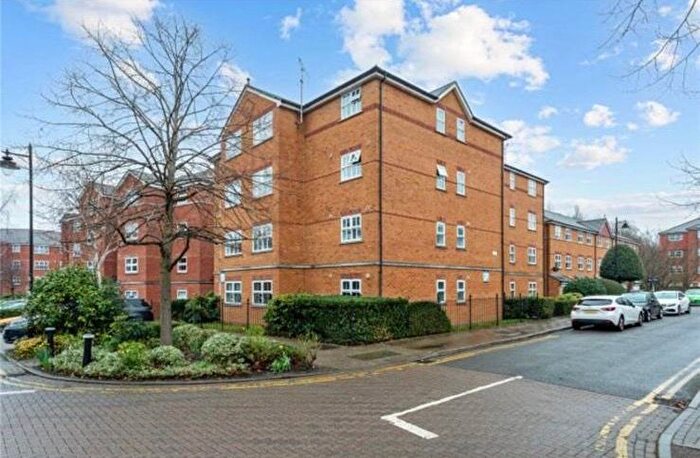 2 Bedroom Flat To Rent In Elderfield Place, London, SW17