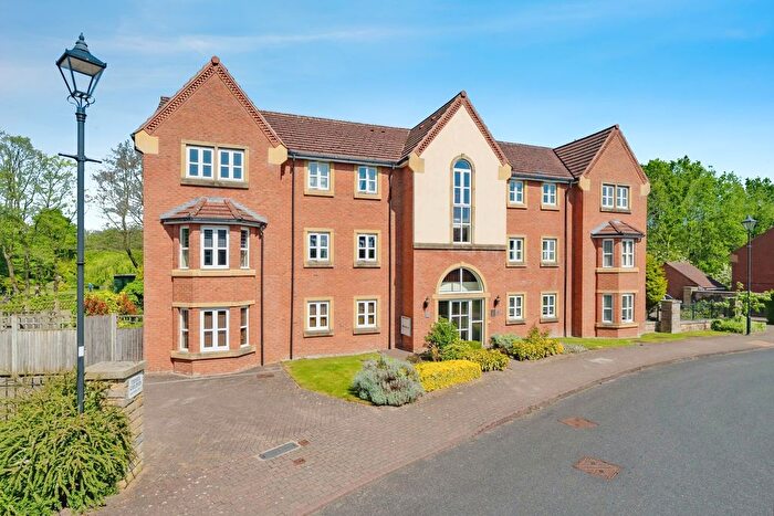 2 Bedroom Flat For Sale In Holford Moss, Sandymoor, Runcorn, Cheshire, WA7