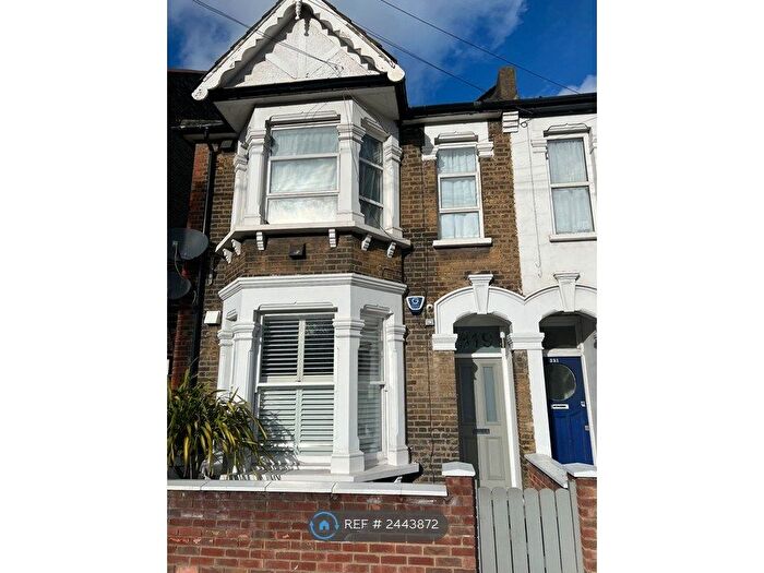 2 Bedroom Terraced House To Rent In Newham Way, London, E16