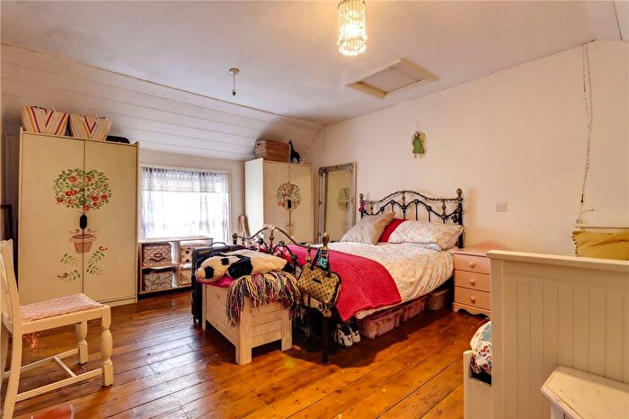 3 Bedroom End Of Terrace House For Sale In High Street, Redbourn, St. Albans, AL3
