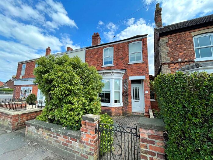 2 Bedroom House To Rent In Keddington Road, Louth, LN11