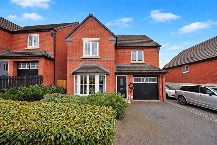 4 Bedroom Detached House For Sale In Cardinal Drive, Burbage, Hinckley, LE10