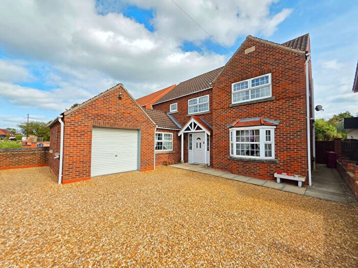 5 Bedroom Detached House For Sale In Haxey Lane, Haxey, DN9