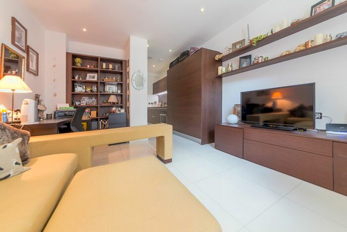 Studio To Rent In Albany House, Judd Street, London, WC1H