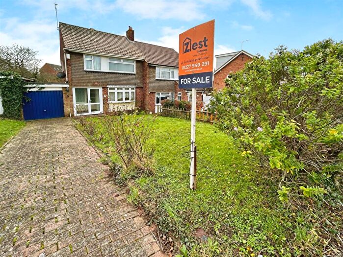 3 Bedroom Semi Detached House For Sale In Elizabeth Way, Herne Bay, CT6