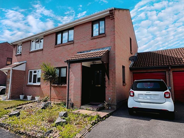 3 Bedroom Property To Rent In Goodwood Close, Fareham, PO14