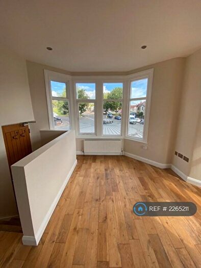 1 Bedroom Flat To Rent In Gloucester Road, Horfield, Bristol, BS7