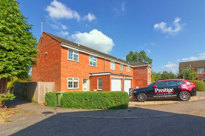 3 Bedroom Semi-Detached House To Rent In Stuart Close, Bletchley, Milton Keynes, MK2