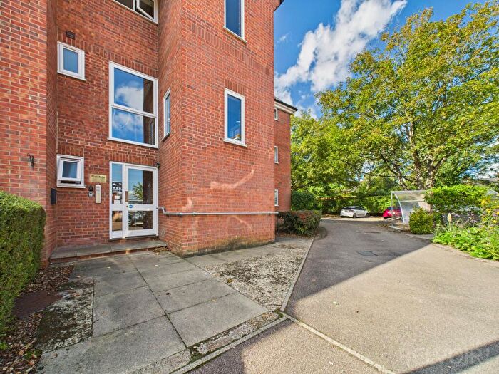2 Bedroom Flat To Rent In Trinity Mews, Bury St Edmunds, IP33