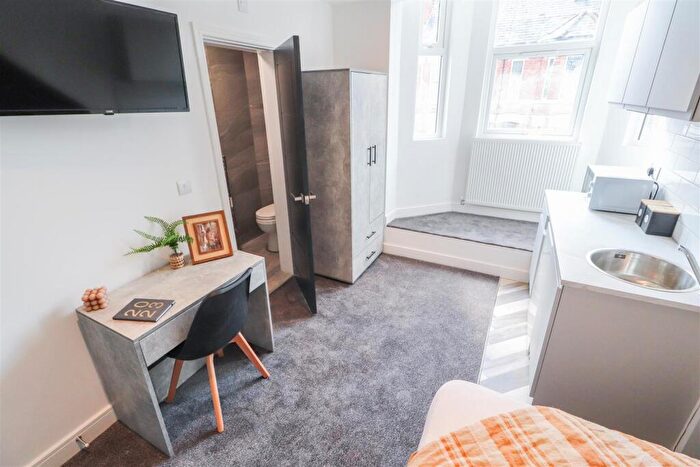 Studio To Rent In Regent Street, Coventry, CV1