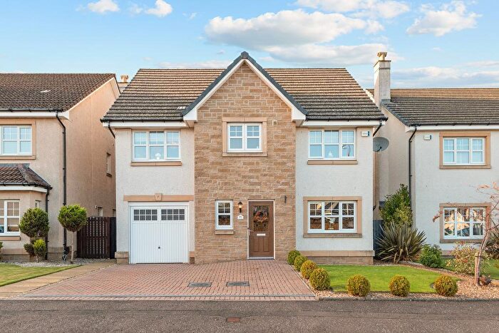 4 Bedroom Detached House For Sale In Cambus Avenue, Kinnaird, Larbert, FK5