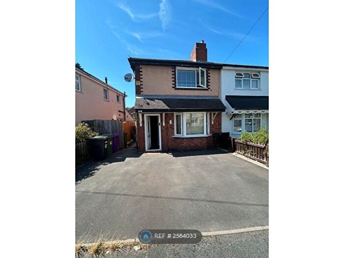 2 Bedroom Semi-Detached House To Rent In Castlecroft Road, Bilston, WV14