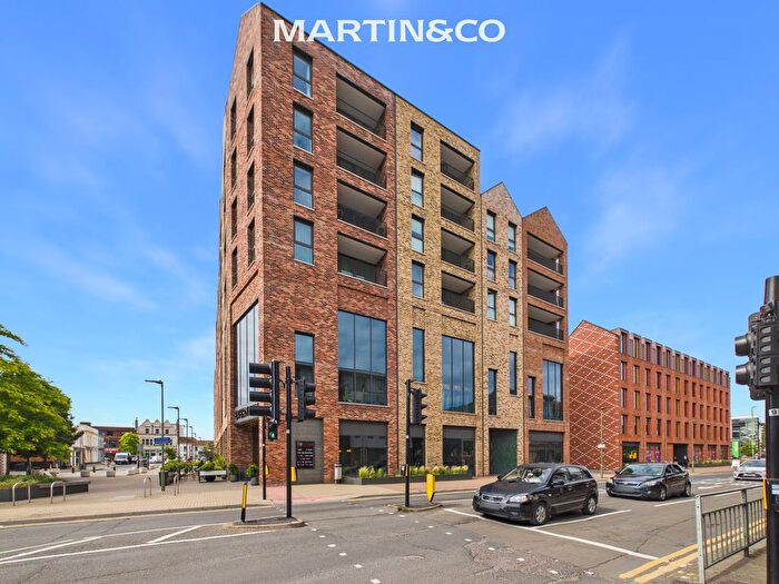1 Bedroom Flat To Rent In Gem House, Church Road, TW20
