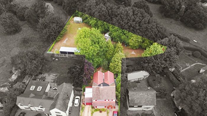 4 Bedroom Detached House For Sale In Jaspers Green, Shalford, Braintree, CM7