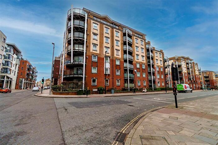 2 Bedroom Property For Sale In Goldsmiths Court, Briton Street, Southampton, SO14