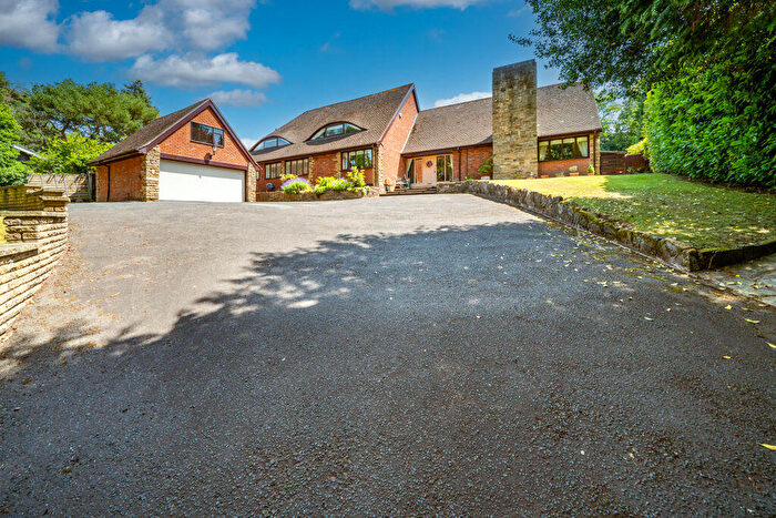 5 Bedroom Detached House For Sale In Halfshire Lane, Blakedown, DY10
