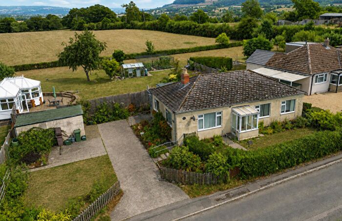 3 Bedroom Detached Bungalow For Sale In Cam Green, Cam, GL11